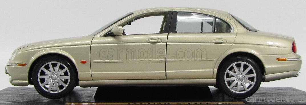 マイスト　jaguar S-TYPE ゴールド　1/18 Maisto Jaguar S Type 2025 | constructionanchors.com