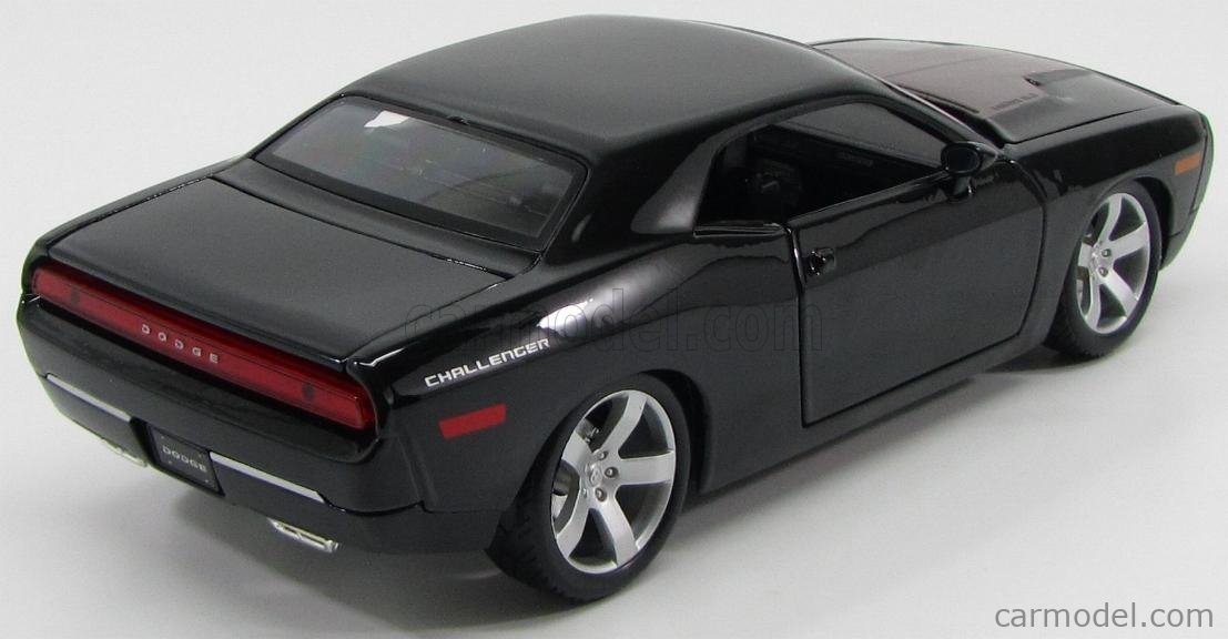 Maisto 2006 Dodge Challenger Concept Orange 1/18 Scale M