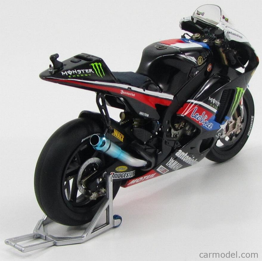 MINICHAMPS 123103111 Scale 1/12 | YAMAHA YZR-M1 MONSTER N 11