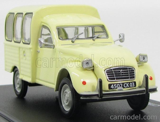 Voiture Citroën 2Cv Aks 400 Centre Nautique + 1 Figurine 1