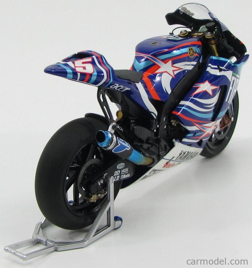 MINICHAMPS 123073185 Escala 1/12 | YAMAHA YZR-M1 N 5 MOTOGP