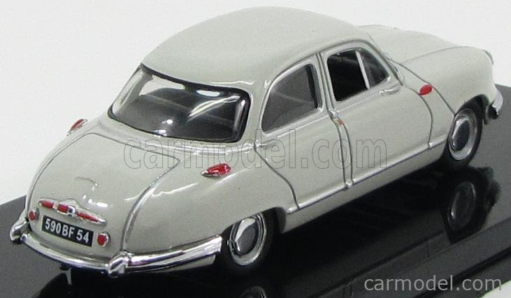 Voiture Miniature Diecast Panhard Dyna Z1 Berline à L'Échelle 1:43 - Marque Nostalgie - Occasion