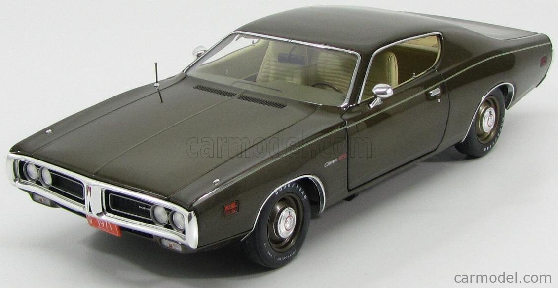 ERTL AMM934 Scale 1 18 DODGE CHARGER 500 1971 AUTHENTICS OLIVE MET