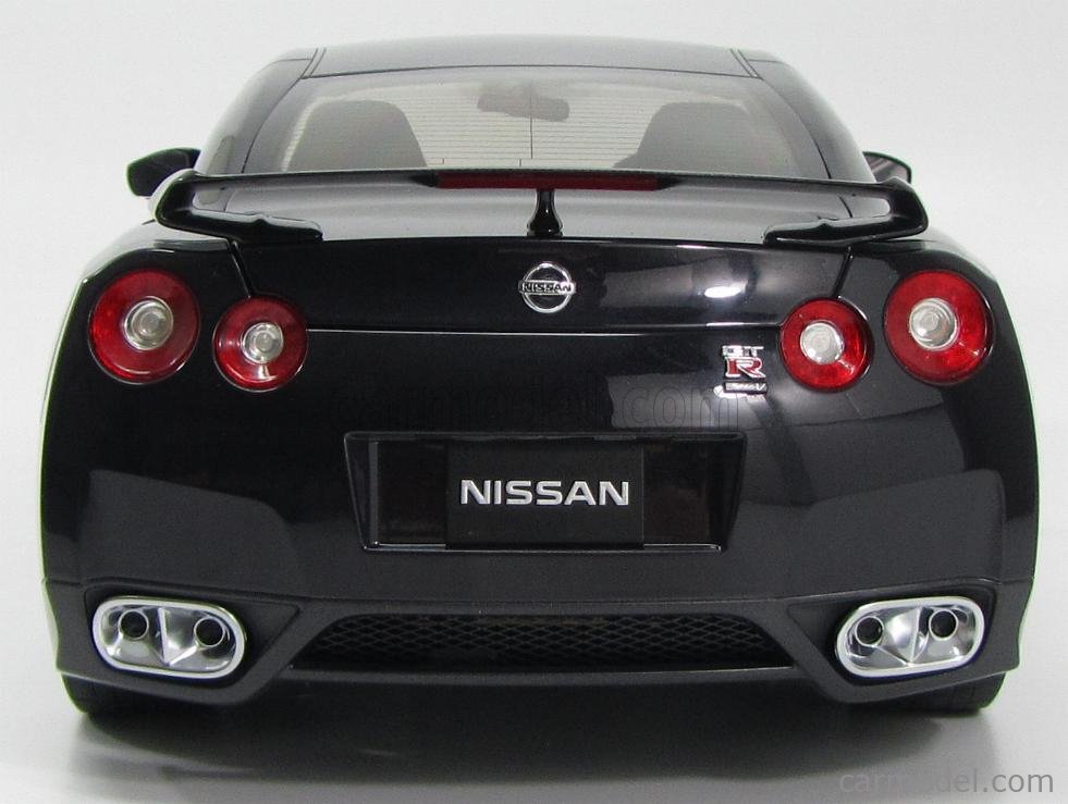 AUTOART 12201 Scale 1/12 | NISSAN GT-R R35 SpecV 2010 ULTIMATE OPAL BLACK