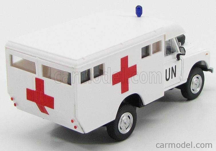 Miniature Karpan Land Rover 109 Ambulance - Vintage 1970 - Espagne - 23.2 Cm