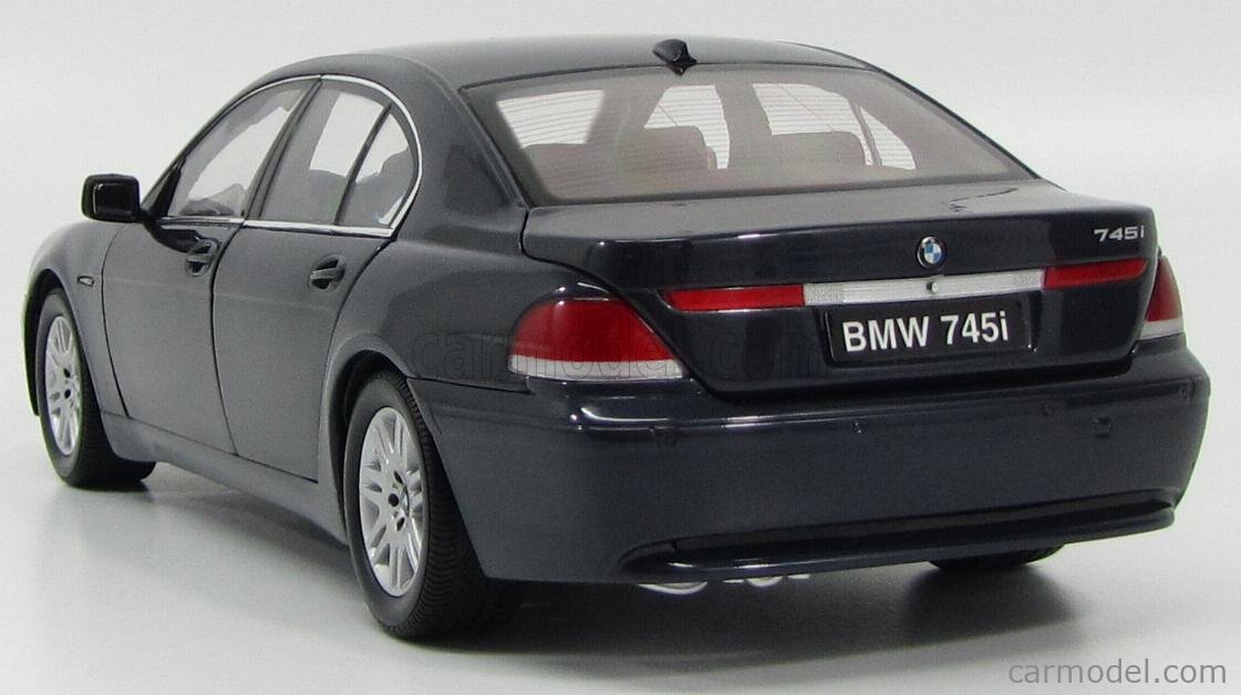 BMW 745i 1/18 - ミニカー