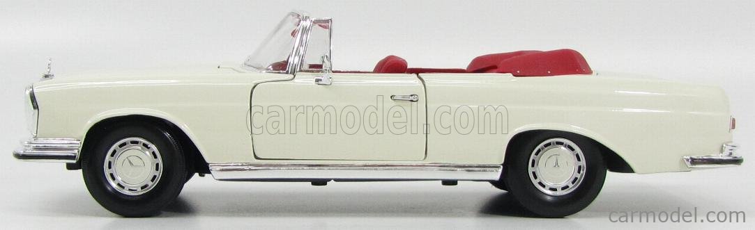 ホビーラジコン Maist  Mercedes-Benz 280SE 1966 ホビーラジコン Maist Mercedes-Benz 280SE 1966 Maisto