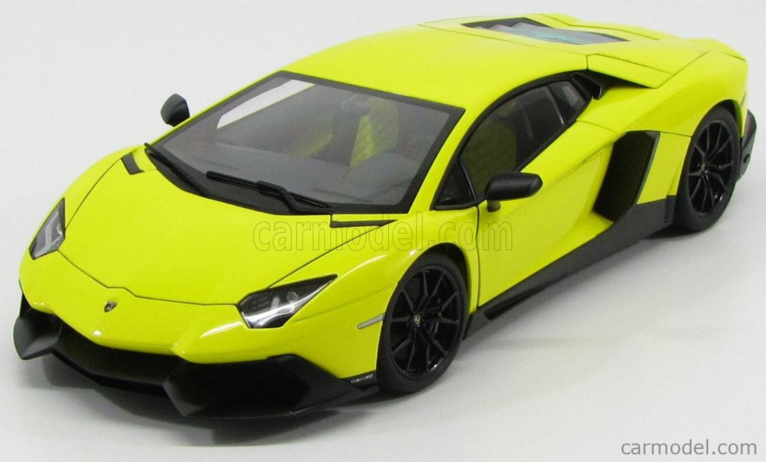 LAMBORGHINI - AVENTADOR LP720-4 - 50th ANNIVERSARY 2013 - WITH KEYCHAIN  WHEEL - CON PORTACHIAVI RUOTA