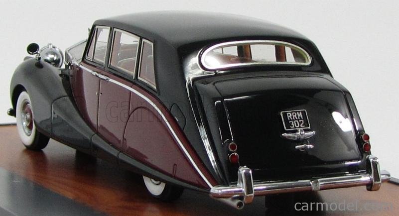 Matrix Scale Models, a boxed 1:43 scale MX11705-041 Hooper Design