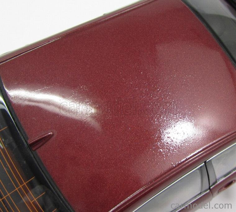 KYOSHO MASSSTAB 1/18 Druckguss 80430024439 BMW 325ti Kompakt hellgrün