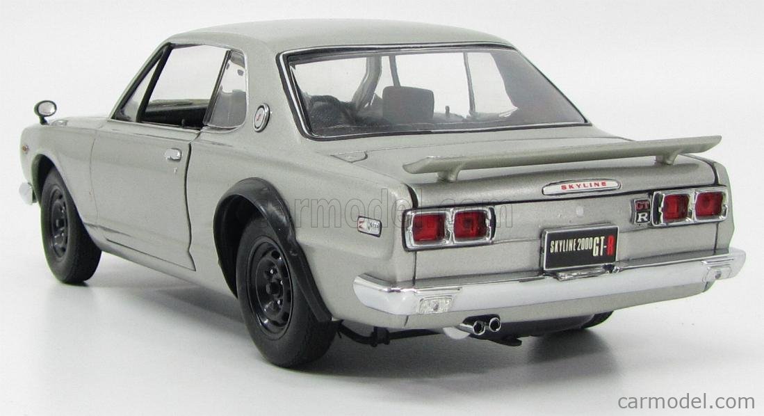 KYOSHO 08121S Scale 1/18 | NISSAN SKYLINE 2000GT-R KPGC10 1973 SILVER