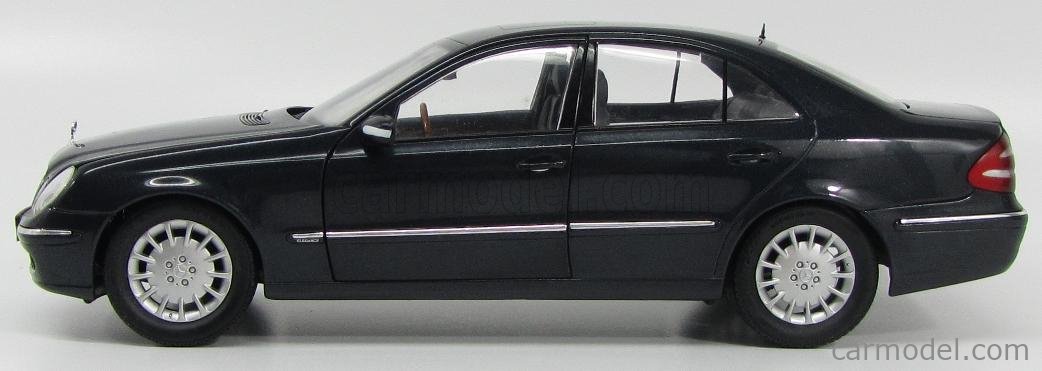 ミニカー Sun Star Mercedes-Benz W211 E-Class 1:18 1:18 Kyosho Mercedes Benz W211 E-Class Sedan - 6606240320