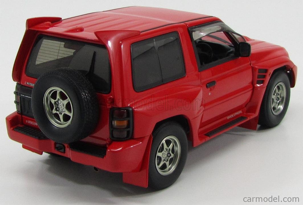 AUTOART 77132 Scale 1/18 | MITSUBISHI PAJERO EVOLUTION 1997 RED