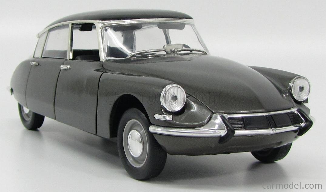 Solido 1:18 - Model sedan - Citroën DS Berline ID19 1963