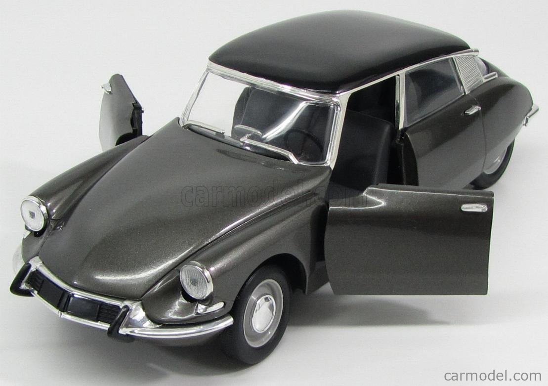 Solido 1:18 - Model sedan - Citroën DS Berline ID19 1963