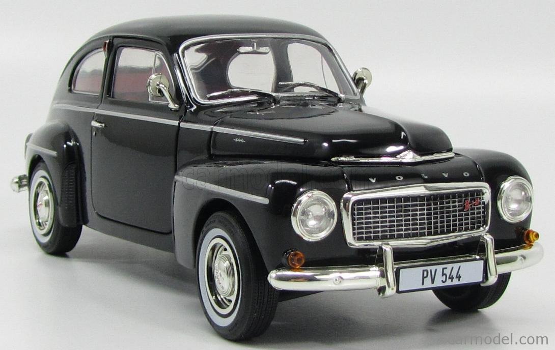 REVELL 08479 Scale 1/18 | VOLVO PV544 1958 - RED INTERIOR BLACK