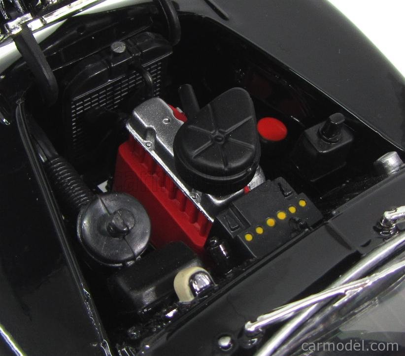 REVELL 08479 Scale 1/18 | VOLVO PV544 1958 - RED INTERIOR BLACK