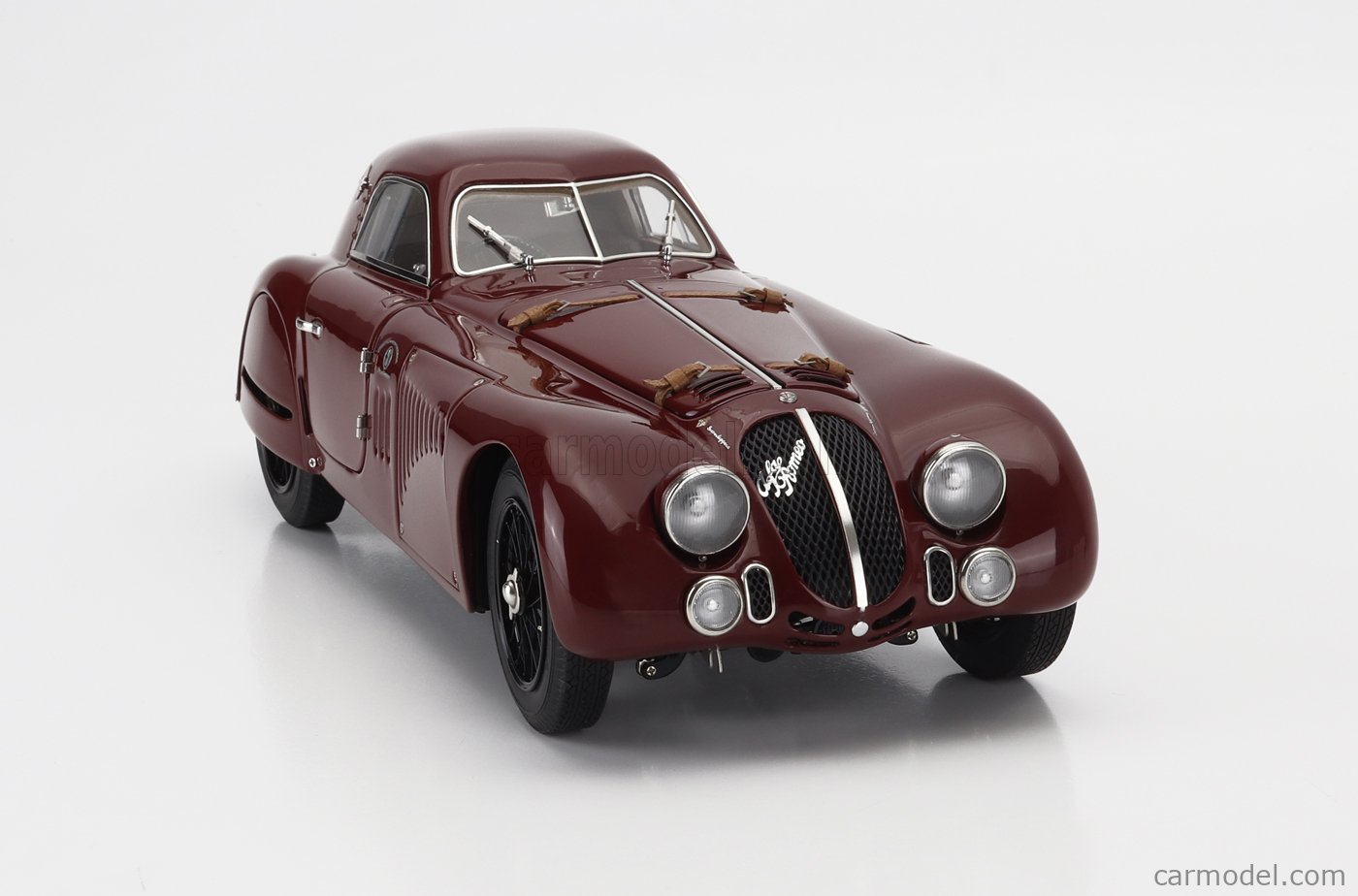 CMC M107 Scale 1/18 | ALFA ROMEO 8C 2900B SPECIALE TOURING