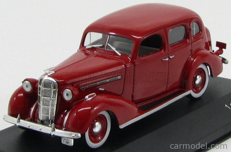 WHITEBOX WB082-196487 Scale 1/43 | BUICK SPECIAL 4-DOOR 1936 RED