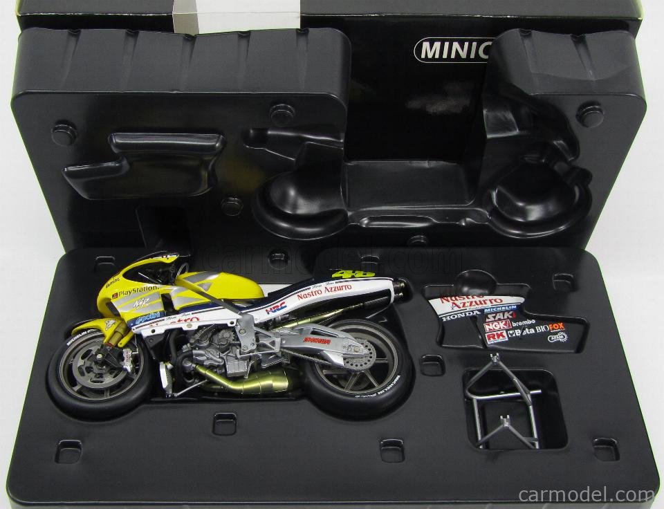 MINICHAMPS 122006146 Scale 1/12 | HONDA NSR500 NASTRO AZZURRO N 46