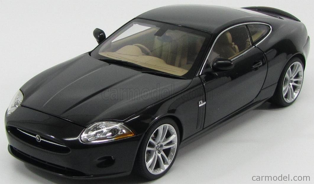 JAGUAR - XKR COUPE 2006