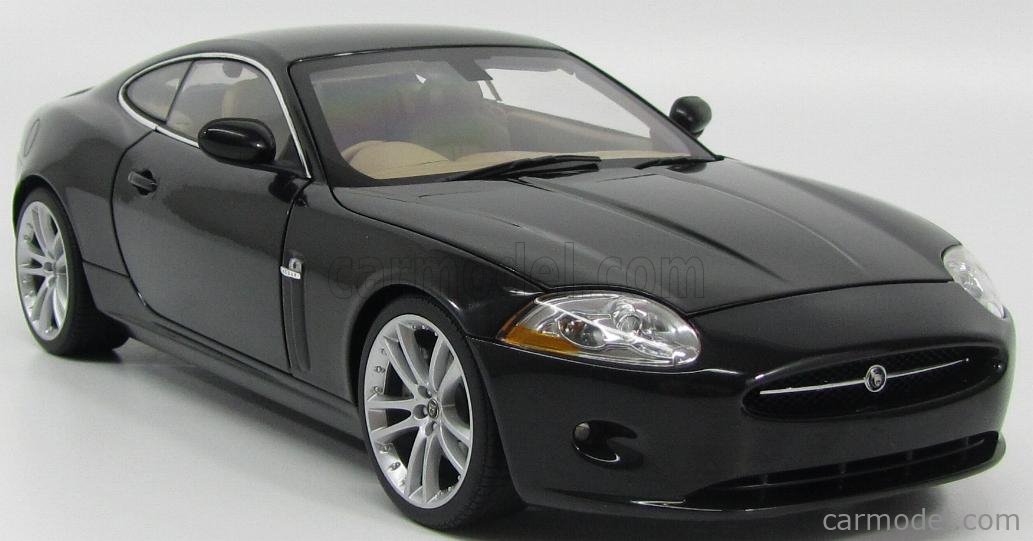 JAGUAR - XKR COUPE 2006