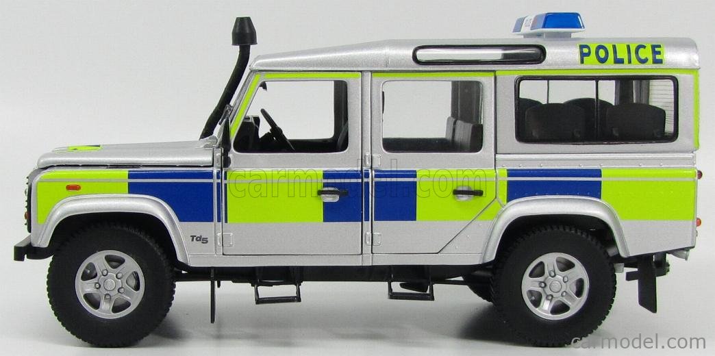 Land Rover Defender 110 TD5 Police Battenberg 1:18 Universal Hobbies UH3885 