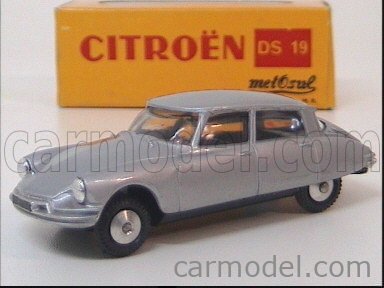 AU799 DINKY TOYS NOREV ATLAS 1/43 1:43 CITROEN DS19 BORDEAUX TOIT IVOIRE Ref 530
