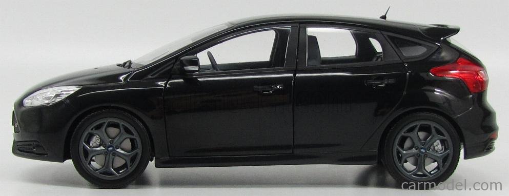 Miniature Ford Focus ST 2011 – Noire – Minichamps 1/18 – Neuve En Boîte