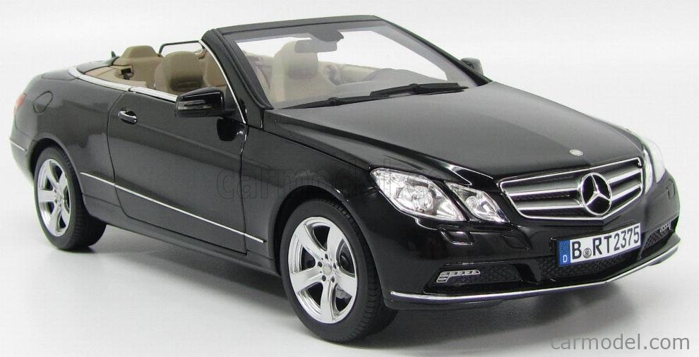 NOREV 183543 Scale 1/18 | MERCEDES BENZ E-CLASS CABRIOLET 2010 BLACK