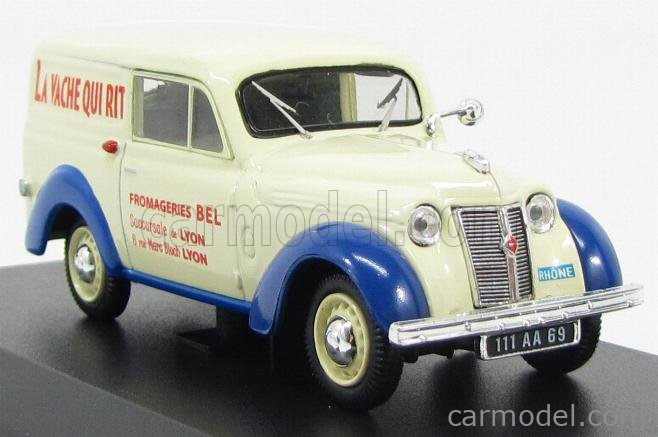 Voiture miniature Renault Juvaquatre La vache qui rit