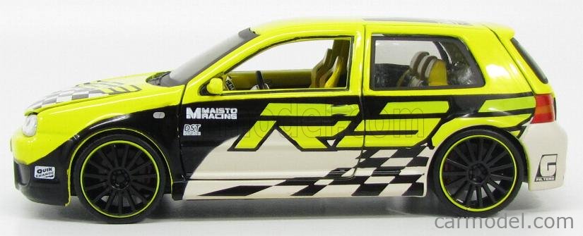 Maisto 1:24 Volkswagen Golf R32 Vehicle Static Die Cast Vehicles  Collectible Model Car Toys