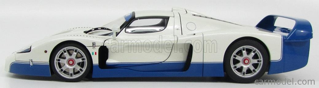 1/43 マセラティ　MC12 Presentation　2004 ミニカー 1/43 イクソ マセラティ MC12 プレゼンテーション 2004