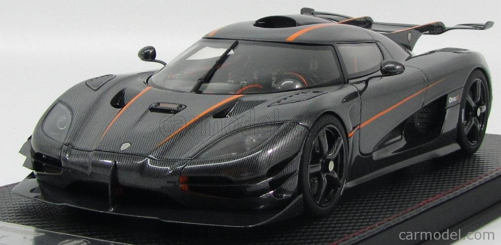 FRONTI-ART F033-13 Scale 1/18 | KOENIGSEGG 1 ONE 2014 CARBON