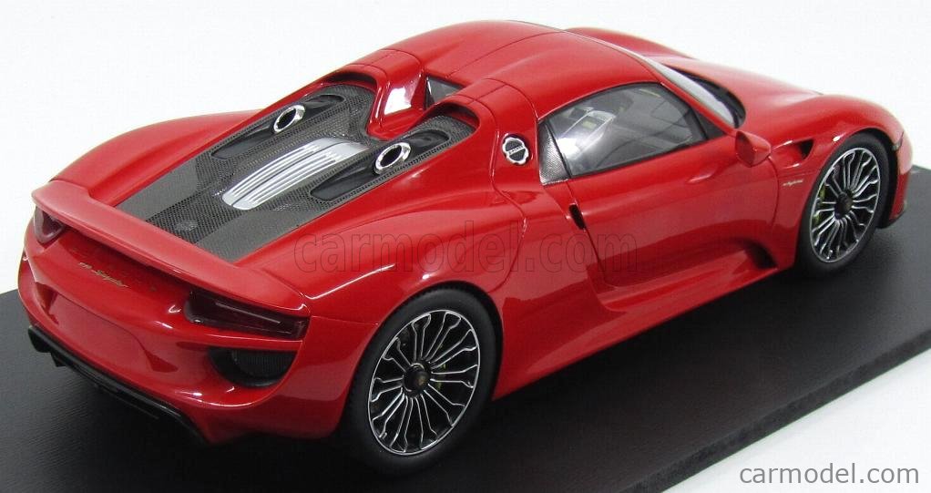PORSCHE - 918 SPYDER 2013