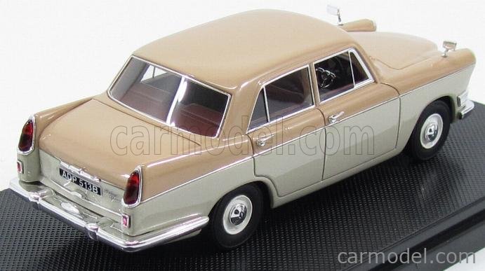 SILAS SM43016A Scale 1/43 | RILEY 4/SEVENTY TWO 4-DOOR 1961 ARIANCA ...