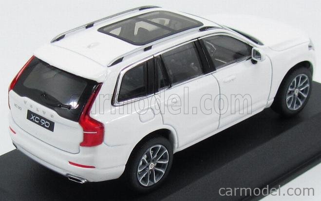 VOLVO - XC90 2015