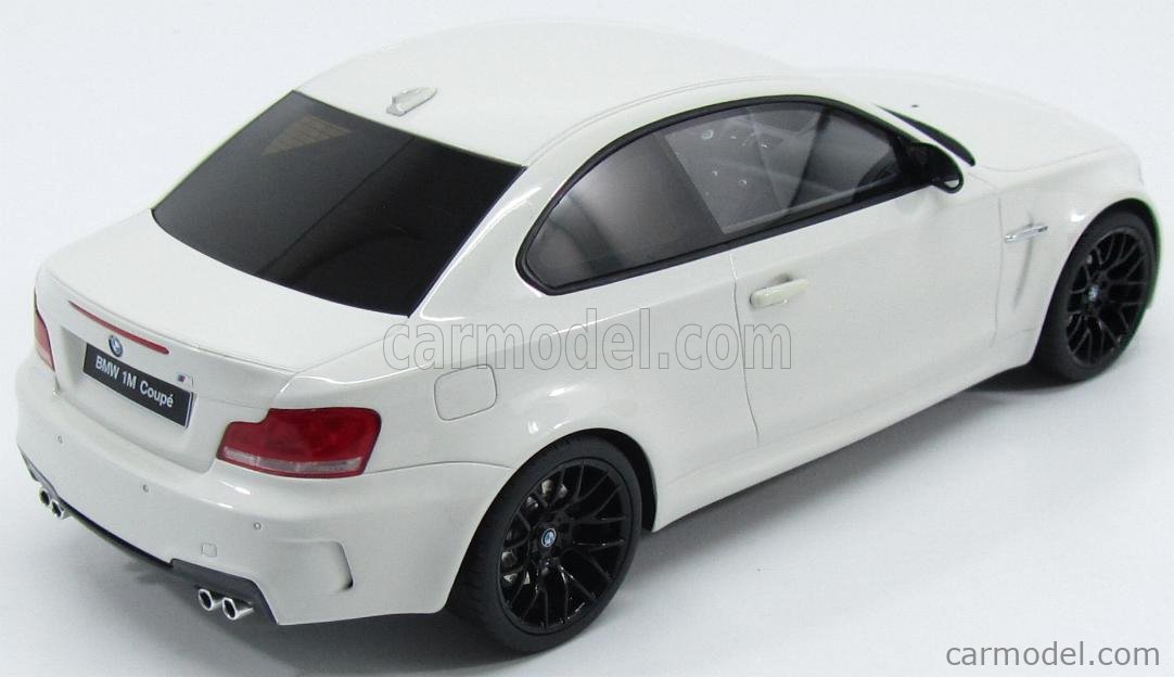 GT Spirit BMW 1シリーズ ミニカー 1/18 GT Spirit BMW 1シリーズ ミニカー 1/18