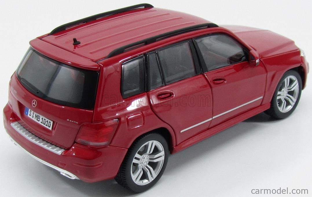 MAISTO 36200R Masstab: 1/18 | MERCEDES BENZ GLK-CLASS 2013 RED