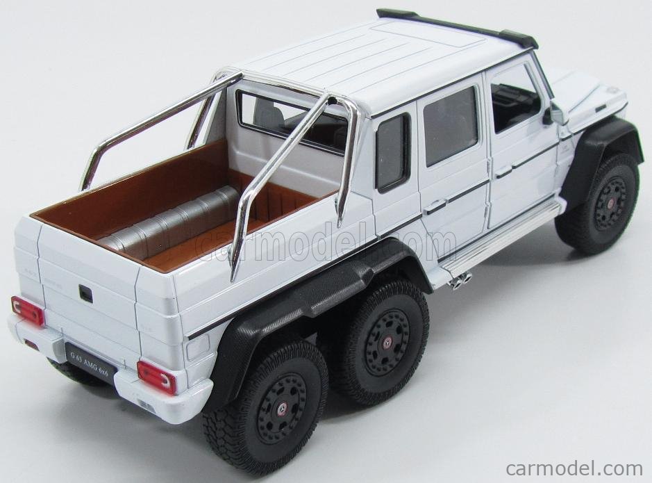 Miniature Welly 1/24 - Mercedes AMG G63 6x6 2014 - Beige Métallisé - WE4061G