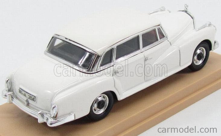Rio 1:43 - 3 - Sedán a escala - Mercedes-Benz typ 300 - W189 (Adenauer