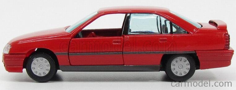GAMA 1131 Масштаб 1/43  OPEL OMEGA 3000 1989 RED
