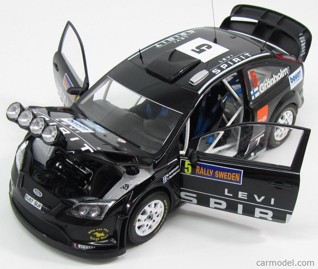 Modélisme Autoart 1:18 - Ford Focus RS 2016 Angleterre - Noire - Référence AA72952