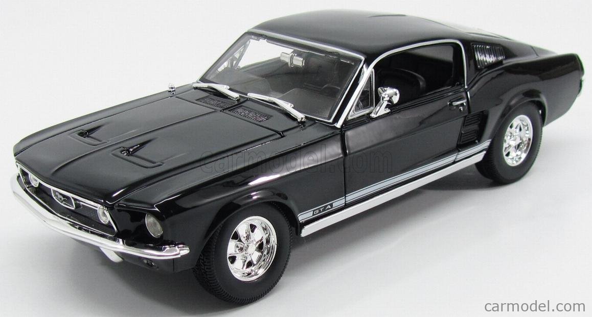 Maisto 1:18 Scale 1967 Ford Mustang GTA Fastback Diecast Vehicle (Colors  May Vary)