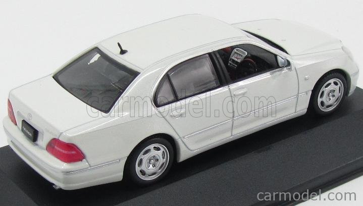 Nissan Primera P12 2002 argent véhicule miniature F43-049 First43 1:43