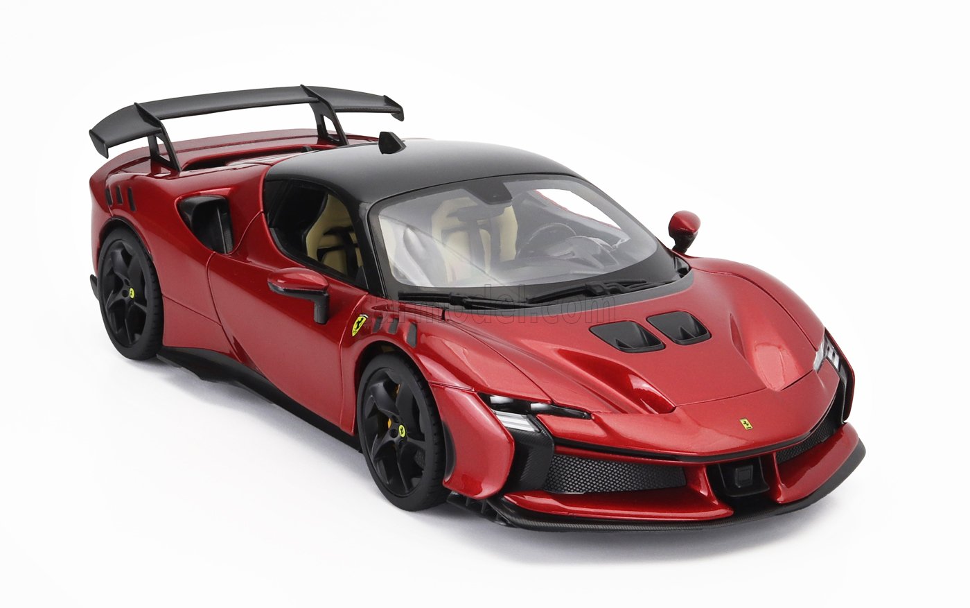MODELLINO AUTO STATICO BURAGO FERRARI SF90XX STRADALE 2024 ROSSO SCALA 1/18