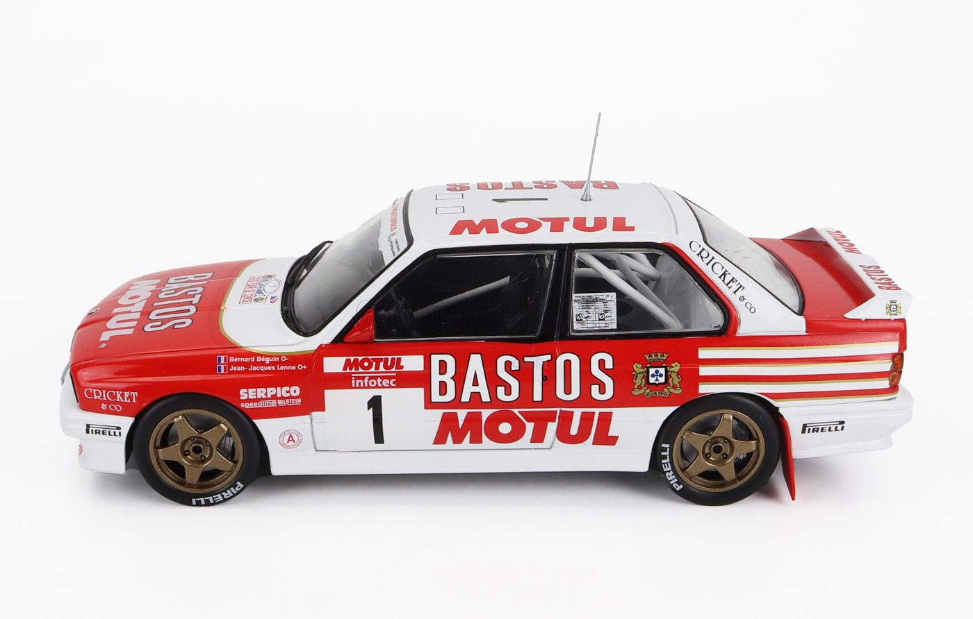 MODELLINO AUTO STATICO IXO BMW 3 SERIE M3 E30 RALLY CORSICA 1988 BEGUIN 1/43