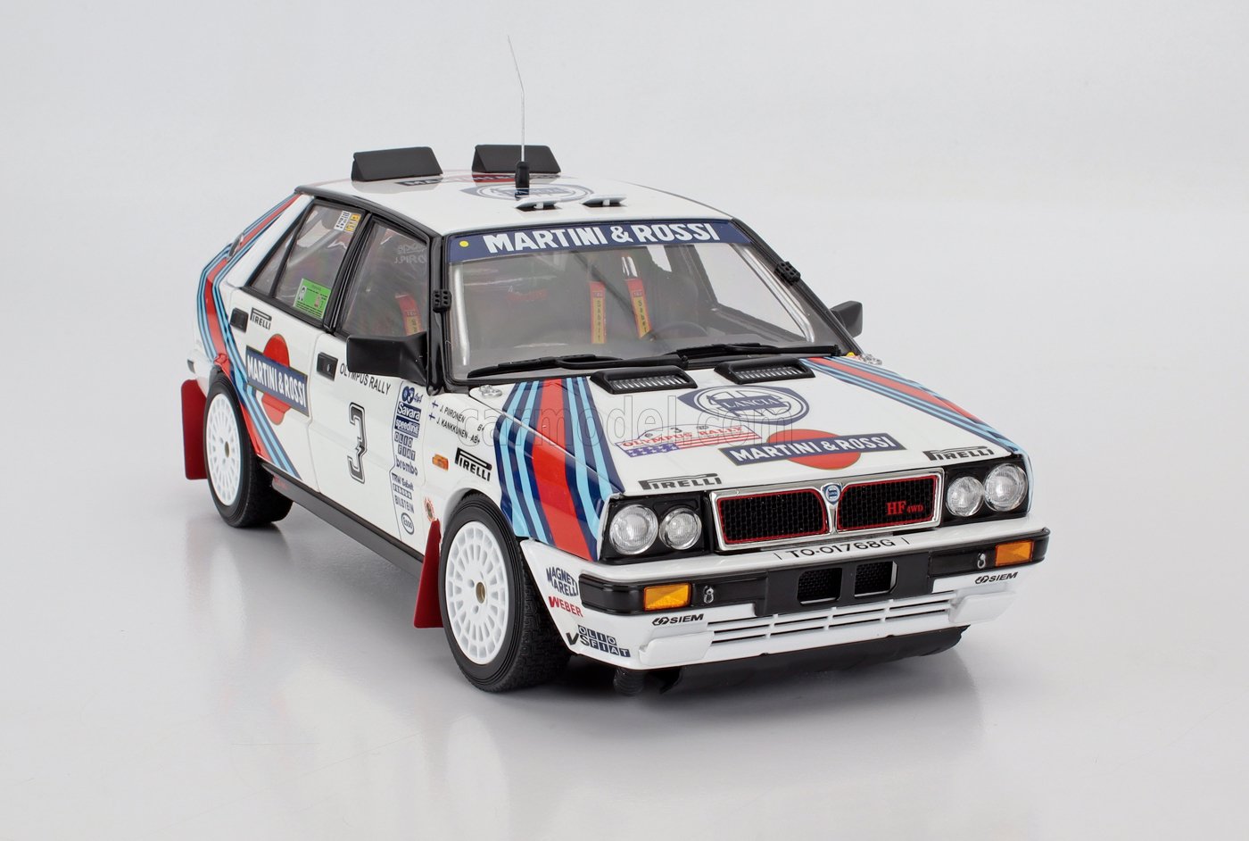 MODELLINO AUTO STATICO KYOSHO LANCIA DELTA MARTINI RALLY OLYMPUS 1987 KANKKUNEN