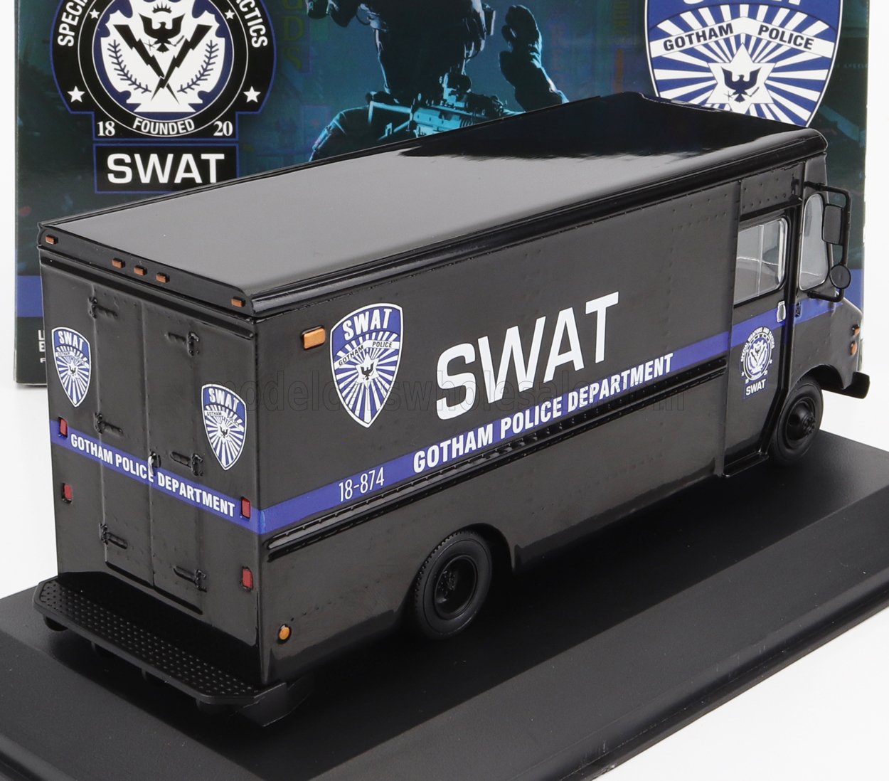 1/43 1993 グラマン SWAT ポリス LAPD グラマンオルソン MODELCARSWHOLESALE.COM