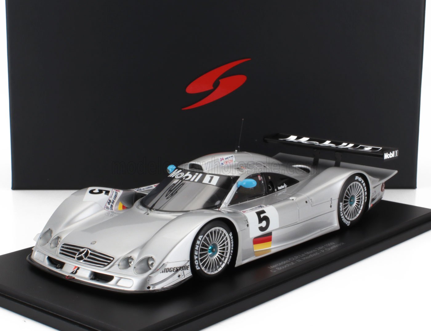 ミニカー　1/18 Mercedes CLR Le Mans 24H 1999 C. Bouchut - N. Heidfeld - P. Dumbreck #5 [18S846] SPARK 18S846 MERCEDES CLR N°5 24H Le Mans 1999 C. Bouchut